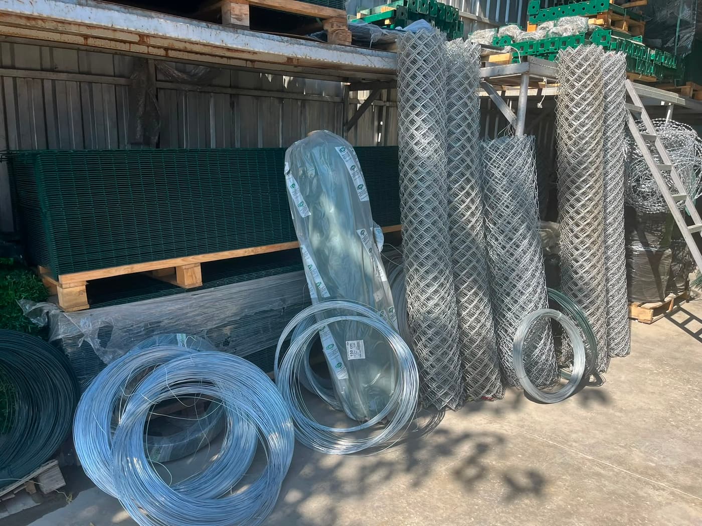 Galvaniz tel örgü stok